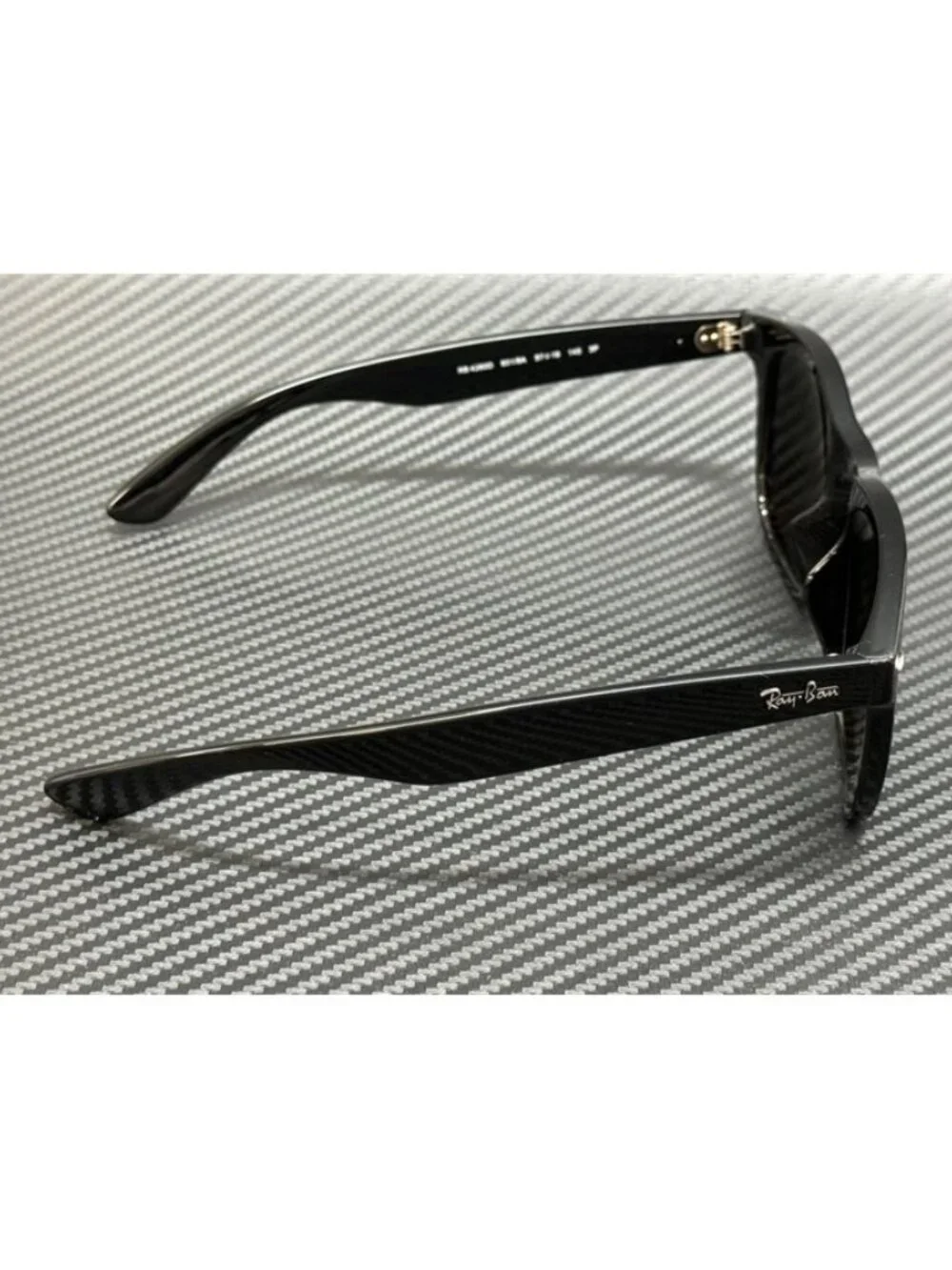 New Ray-Ban Men Black Sunglasses 57-19-145